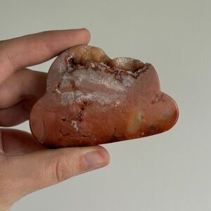 Cloud-Shaped Red Agate Stone